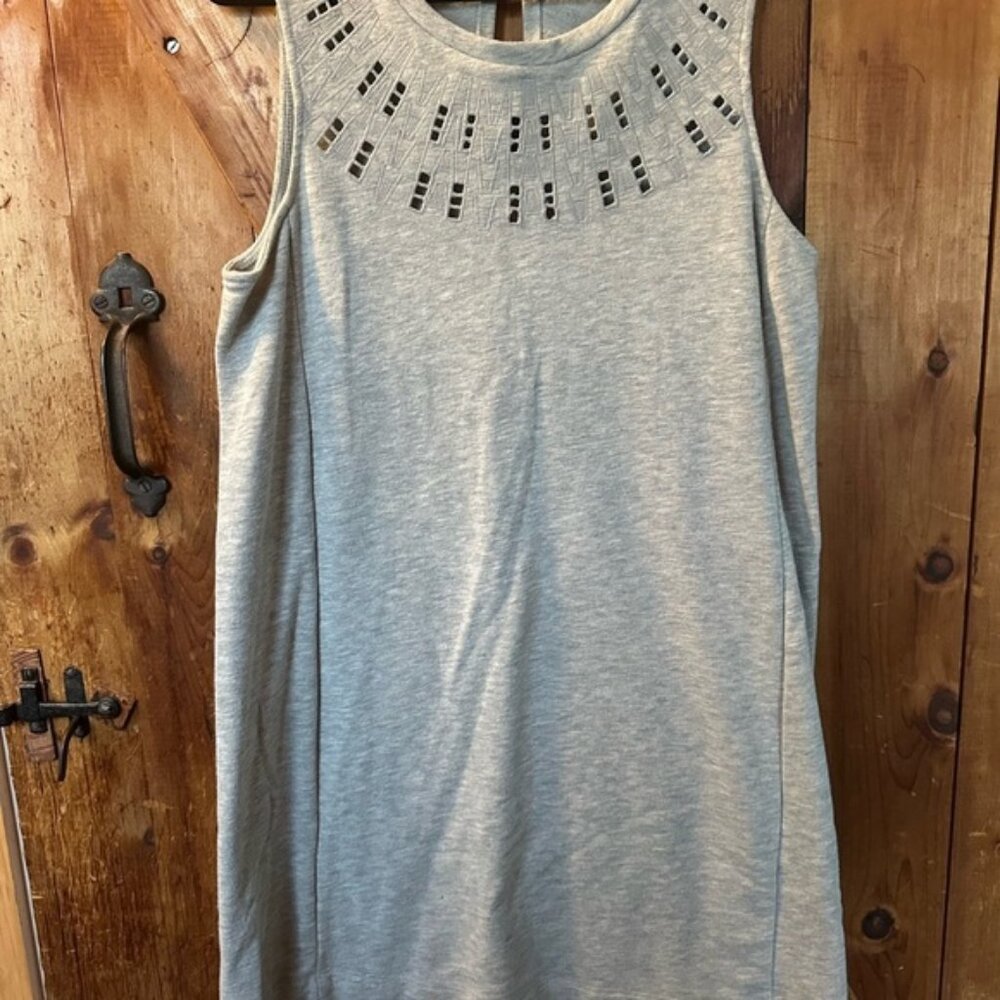 3/20–bundle!! Old Navy Gray Cutout Tank Top dress